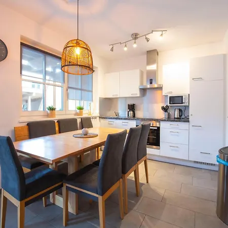 Beautiful Apartment With Terrace * Feuring