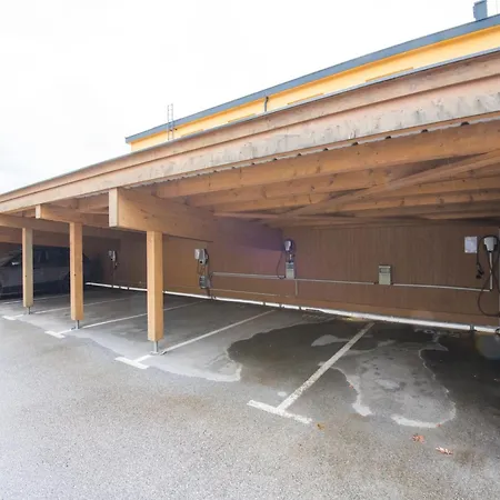 Beautiful With Terrace * Feuring