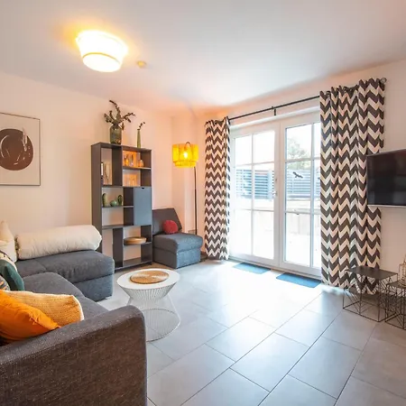 Beautiful With Terrace * Feuring